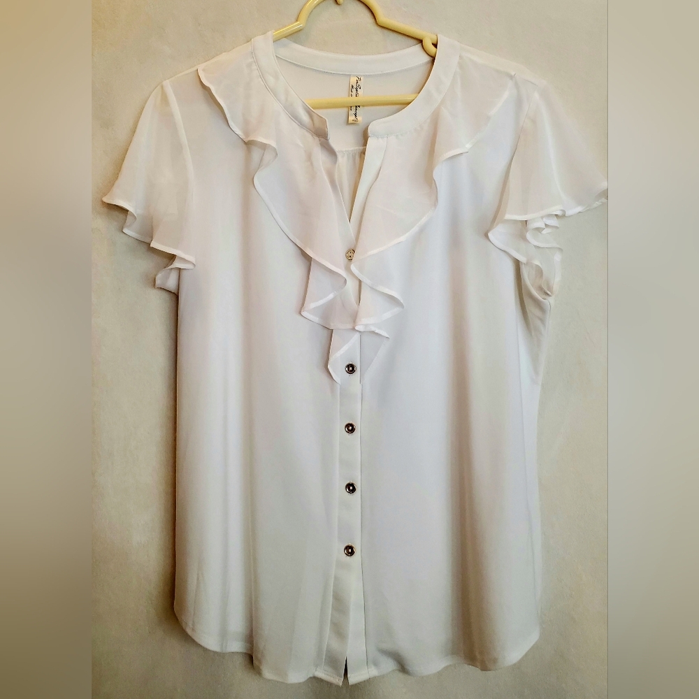 Fun White Blouse Sz XL
